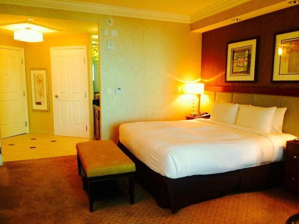 Apartment 888 Deluxe Suite At Signature Condo Hotel *