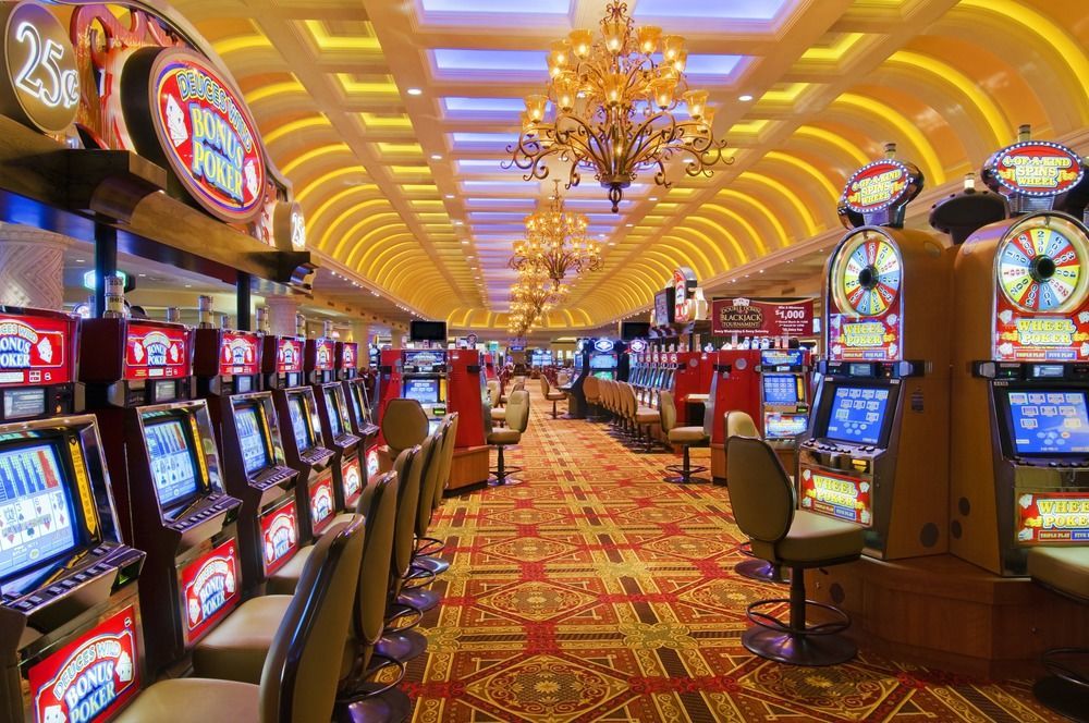 Resort Suncoast Y Casino 4*