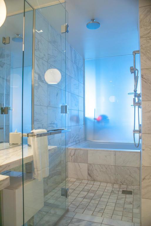Luxury At Palms Place
