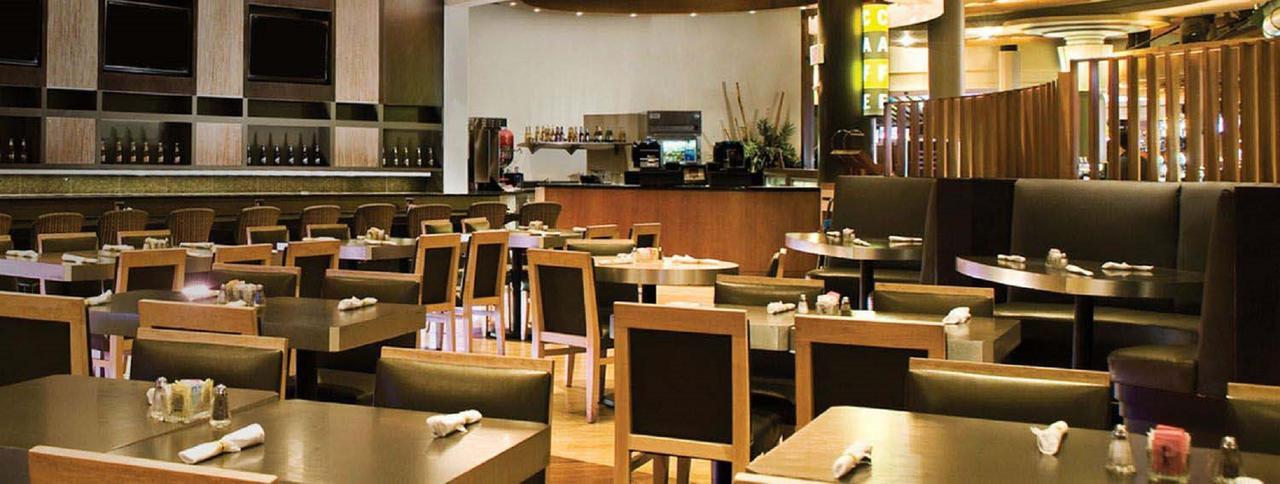Apartahotel Luxury At Palms Place 4*