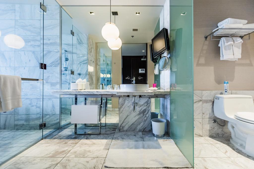 Luxury At Palms Place 4*