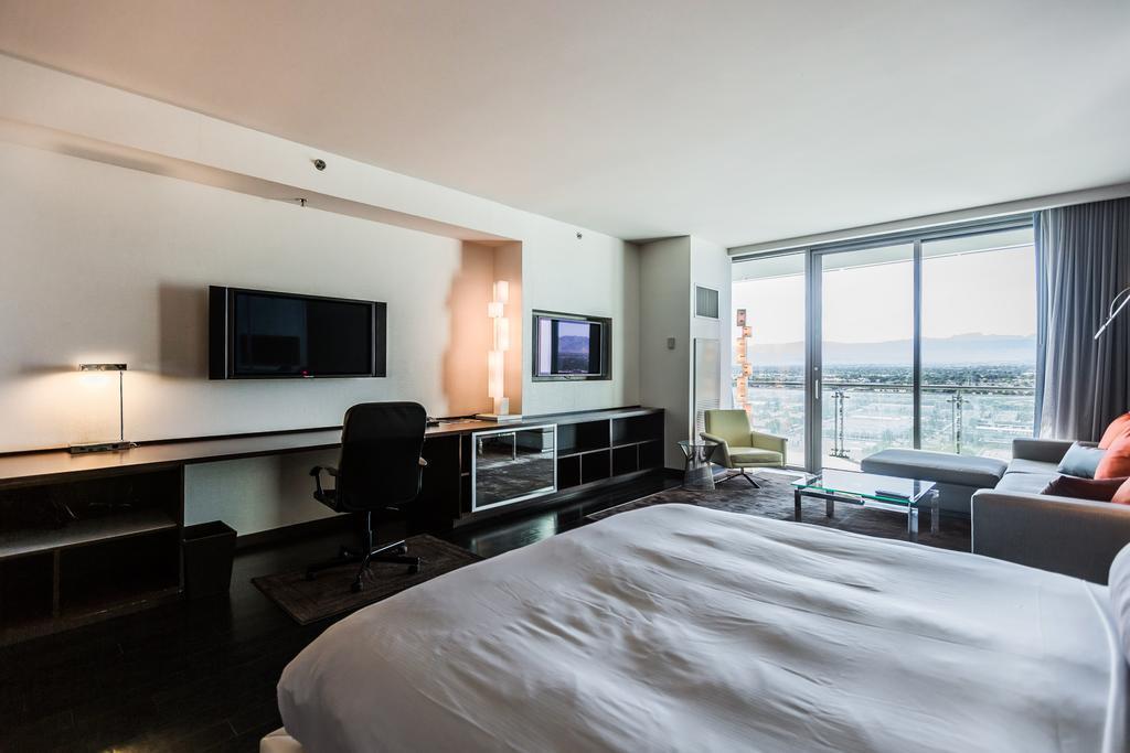 Luxury At Palms Place Las Vegas