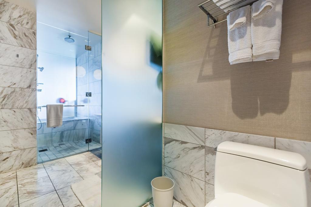 Luxury At Palms Place
