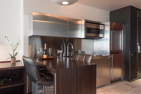 Luxury At Palms Place