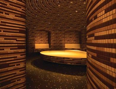 Luxury At Palms Place