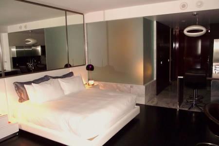 Apartahotel Luxury At Palms Place 4*