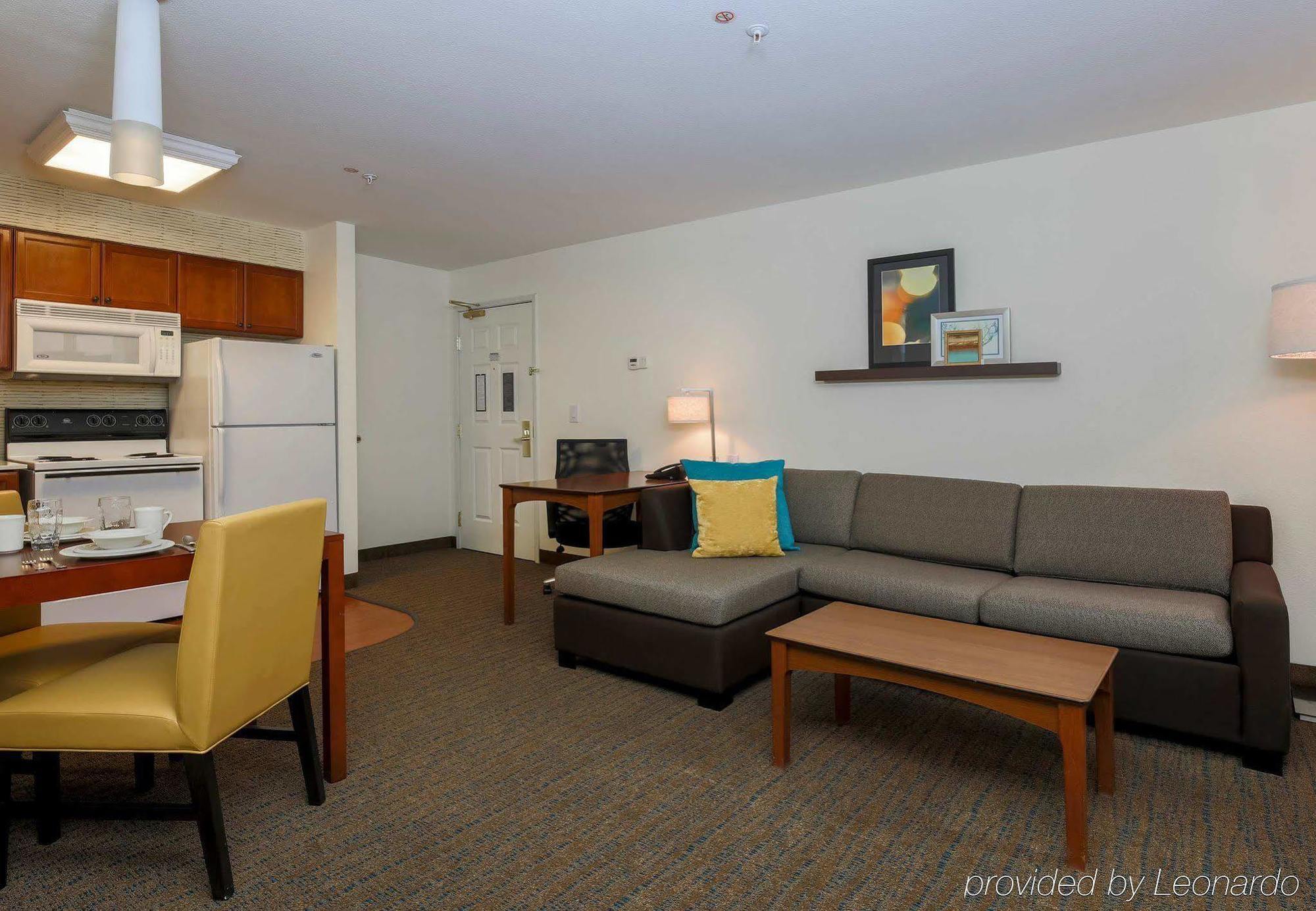 Hotel By Marriott Vegas Stadium Area 3*