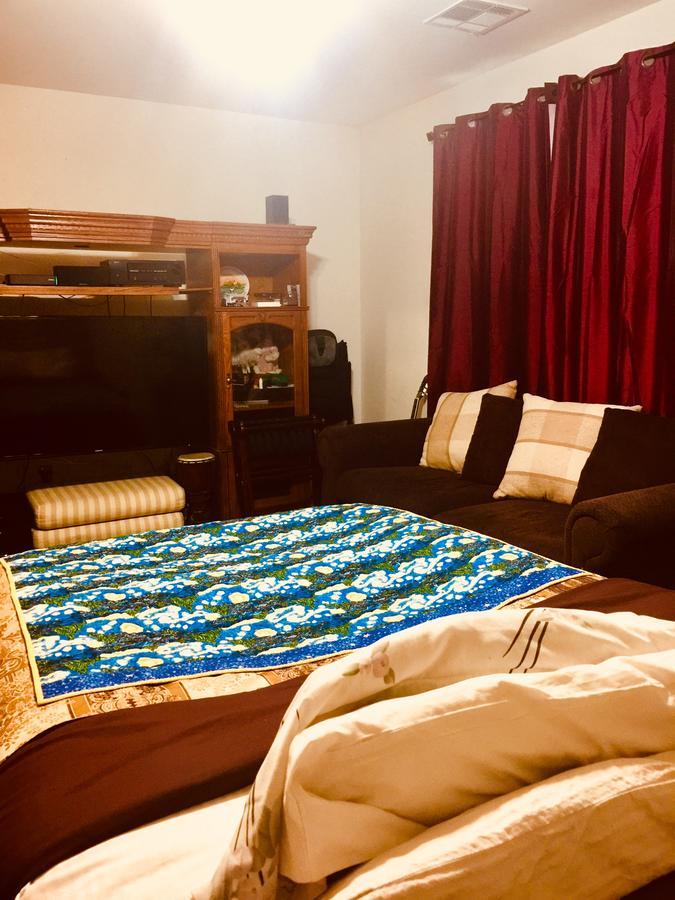 Bed & Breakfast In A Huge Private Family