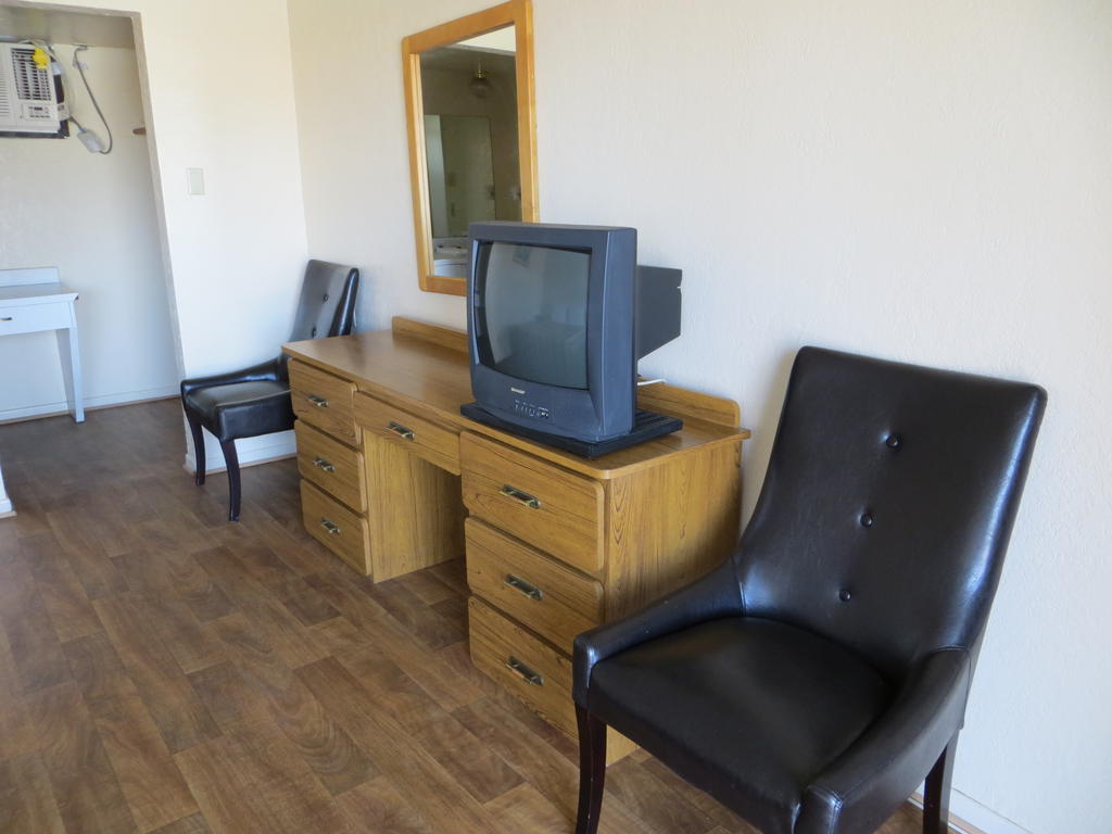 El Mirador Motel 2*