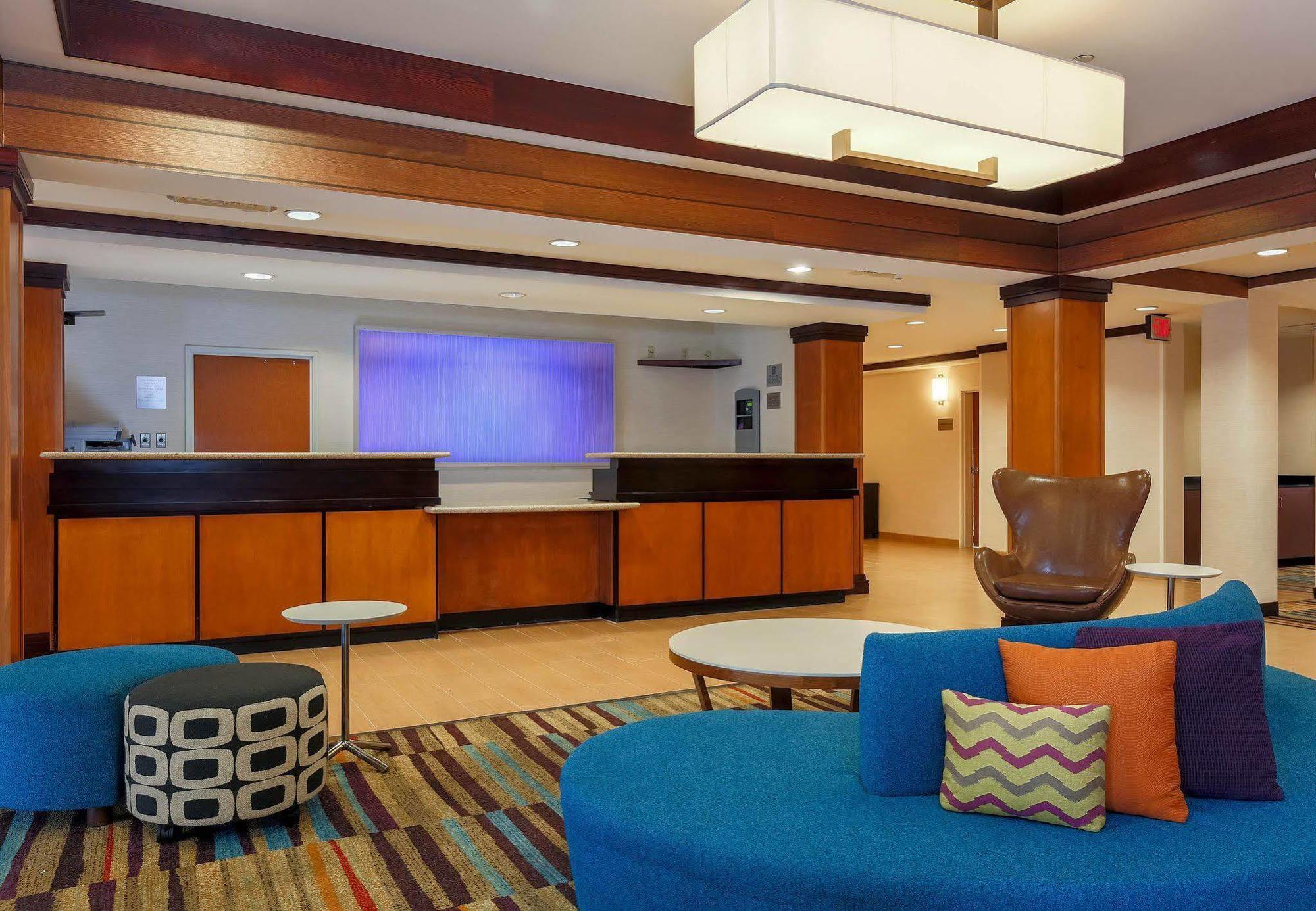 Fairfield By Marriott & Vegas Stadium Area Hotel 3*