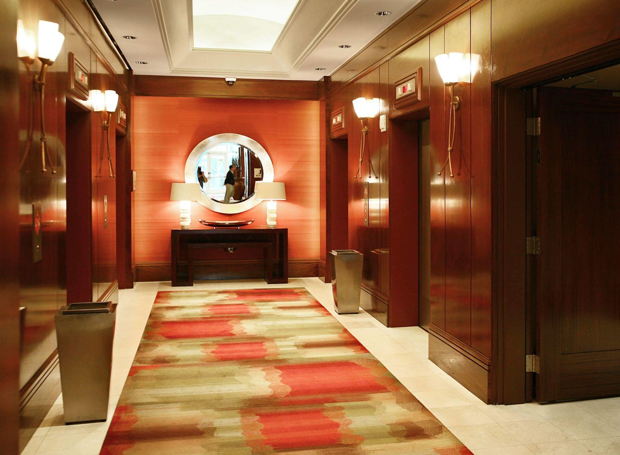 Apartahotel Luxury International At The Signature 4*