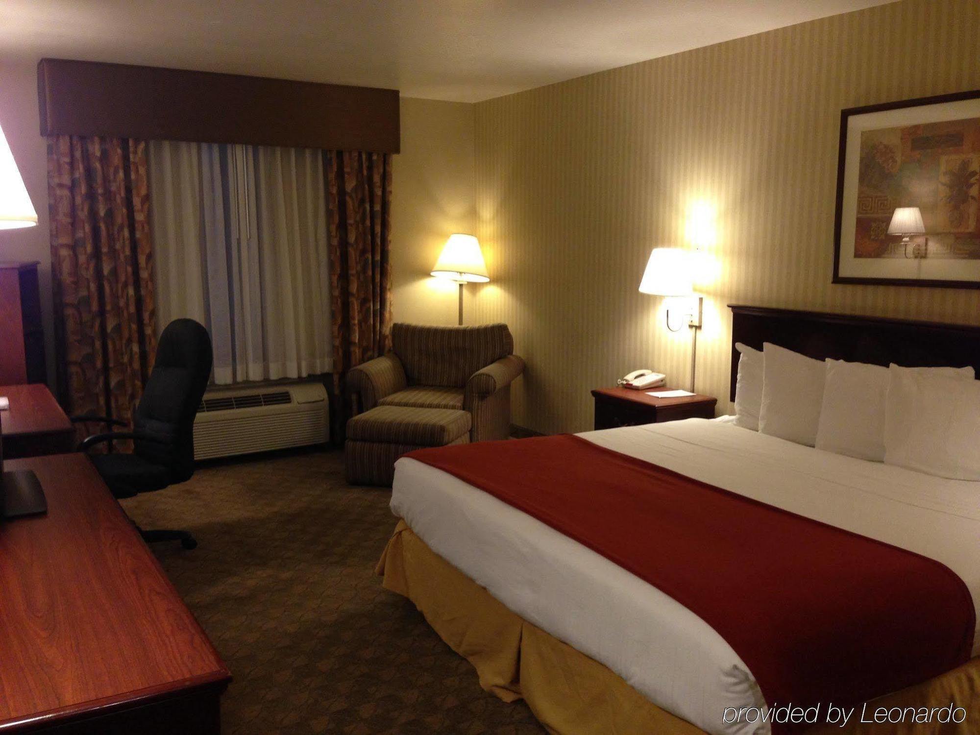 Express And - Henderson By Ihg Hotel