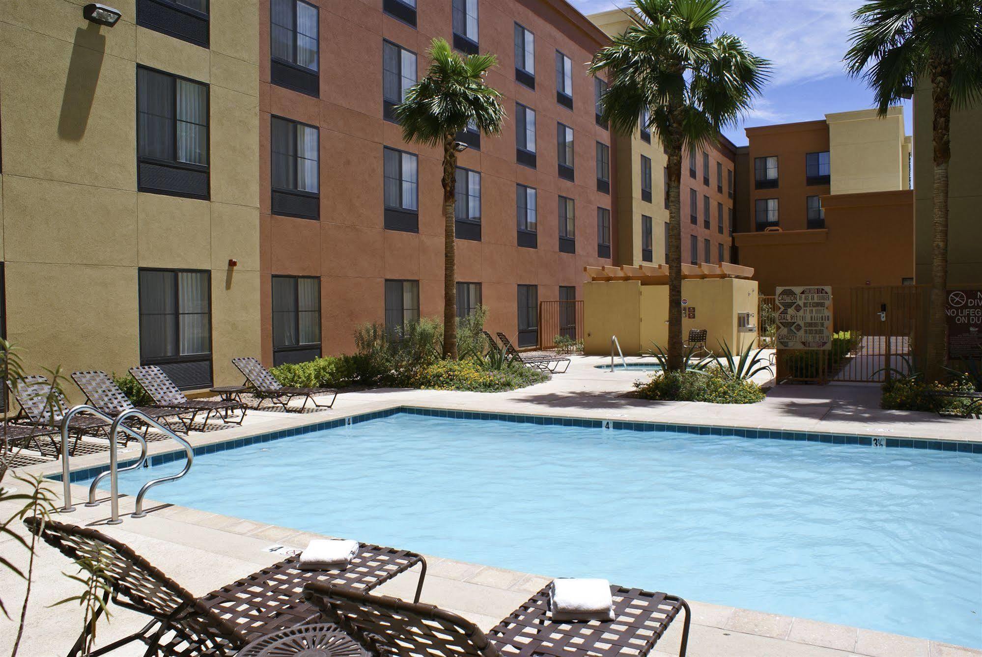 Hotel Homewood By Hilton Vegas Airport 3*