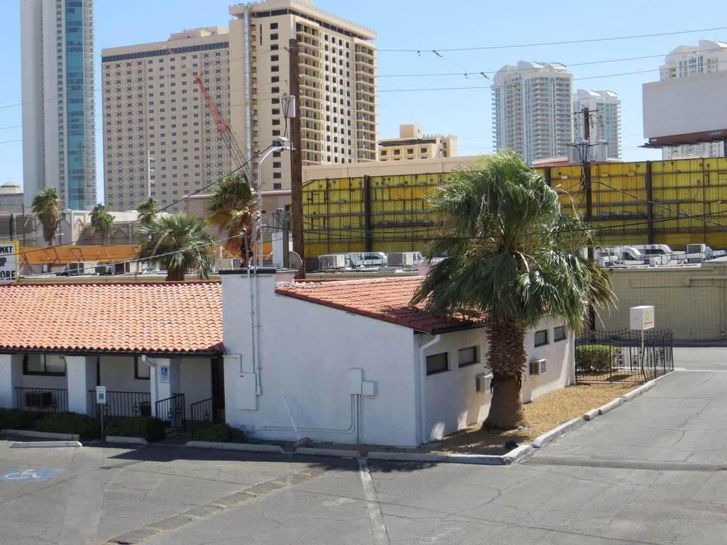 El Mirador Motel 2*