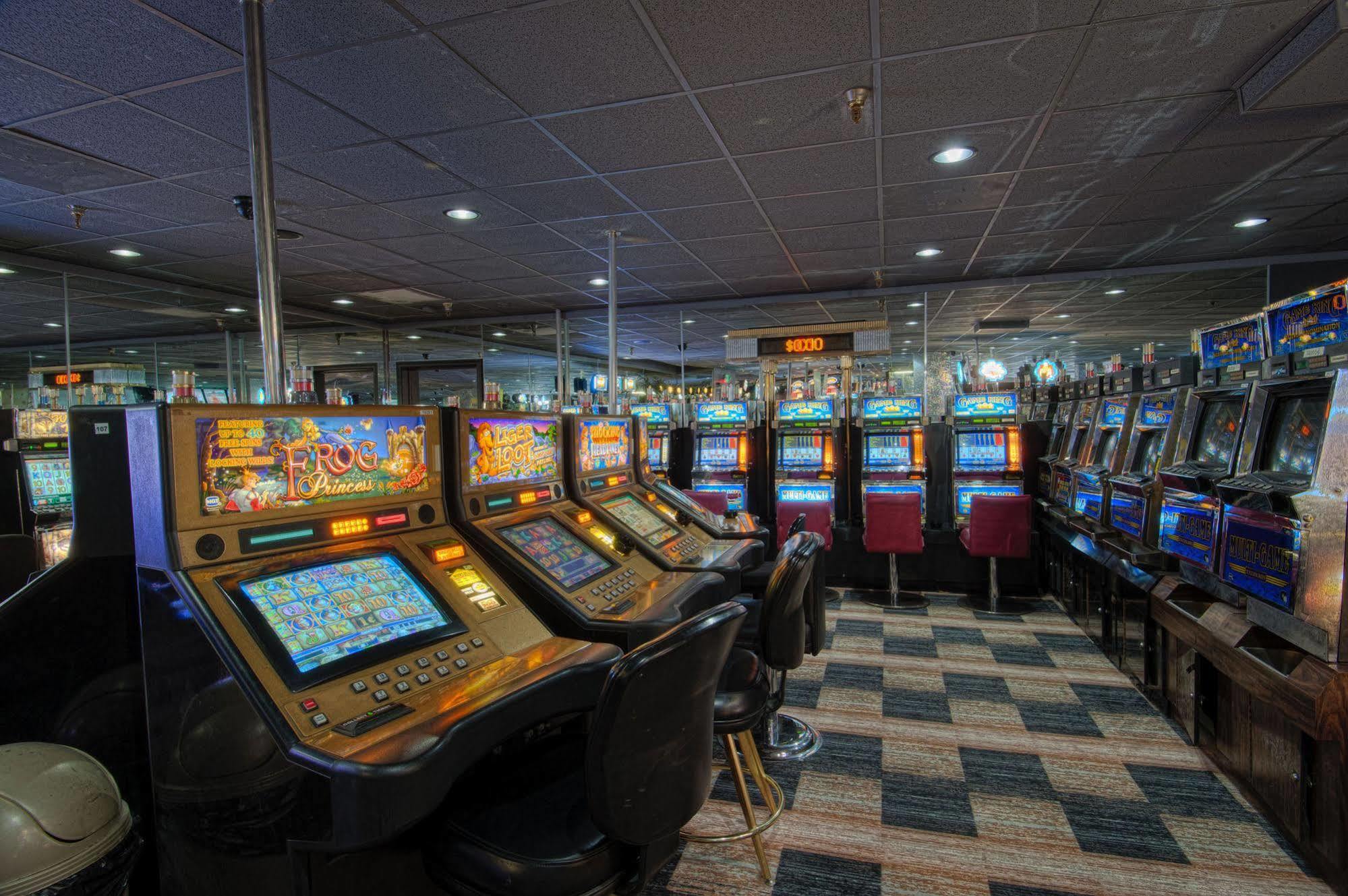 Siegel Slots And
