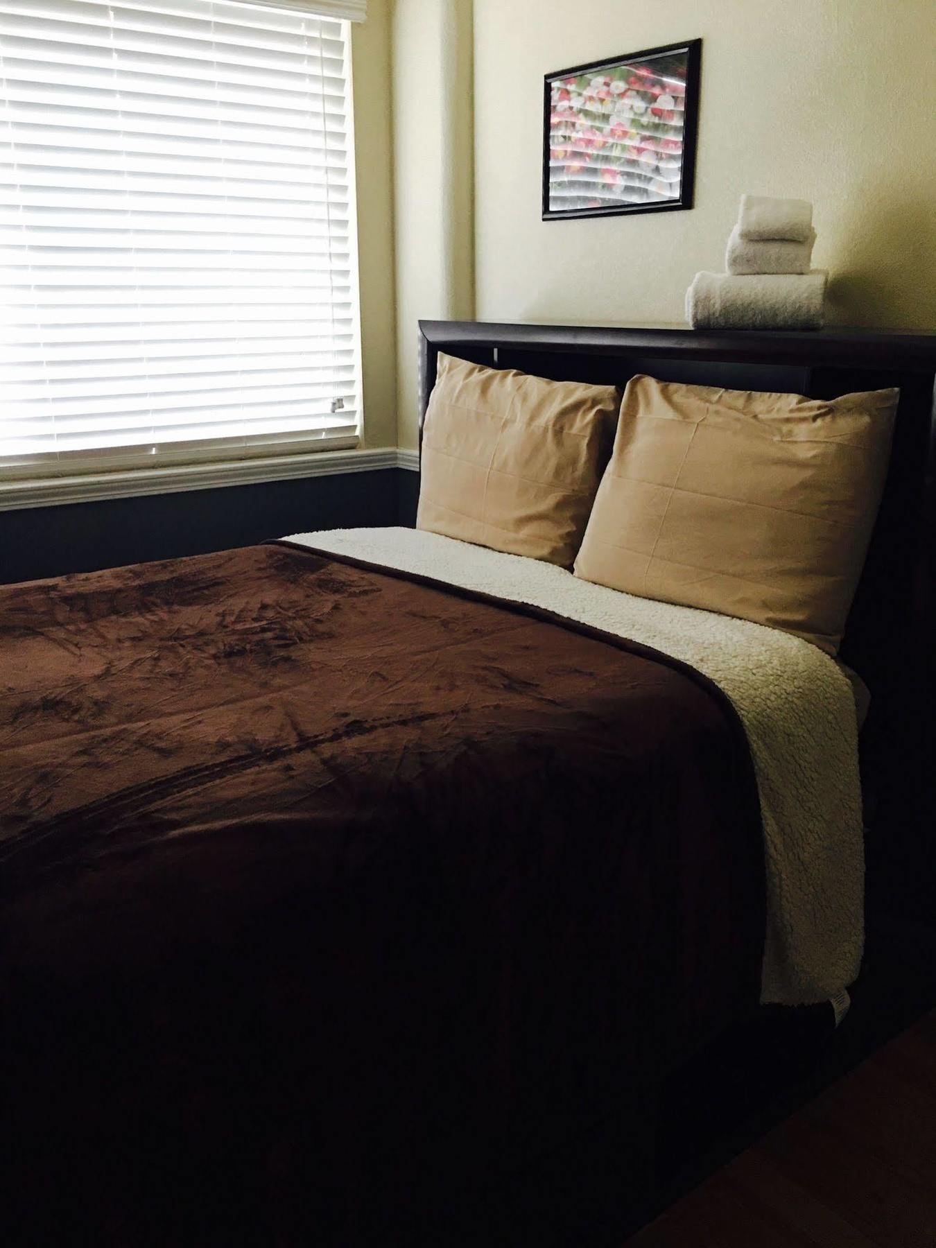 Travelers Hostal