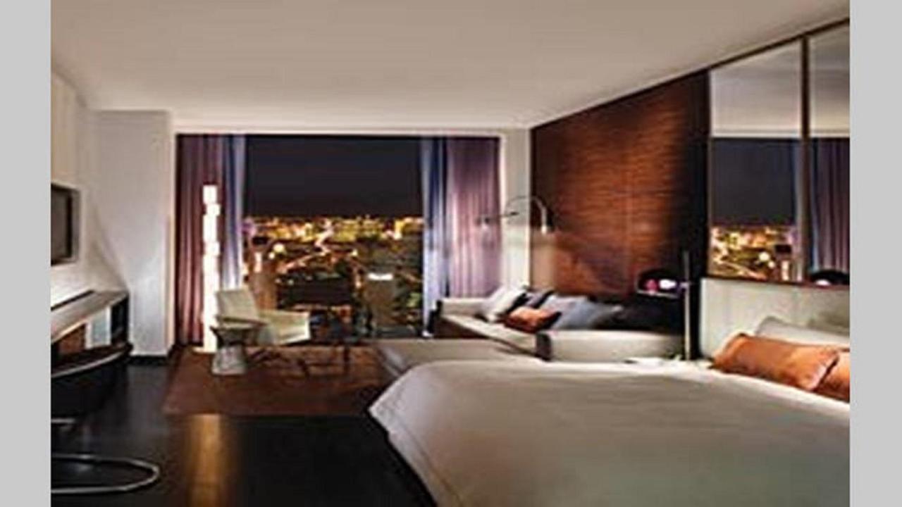 Fantastic Palms Place With Strip Views 23rd Floor *