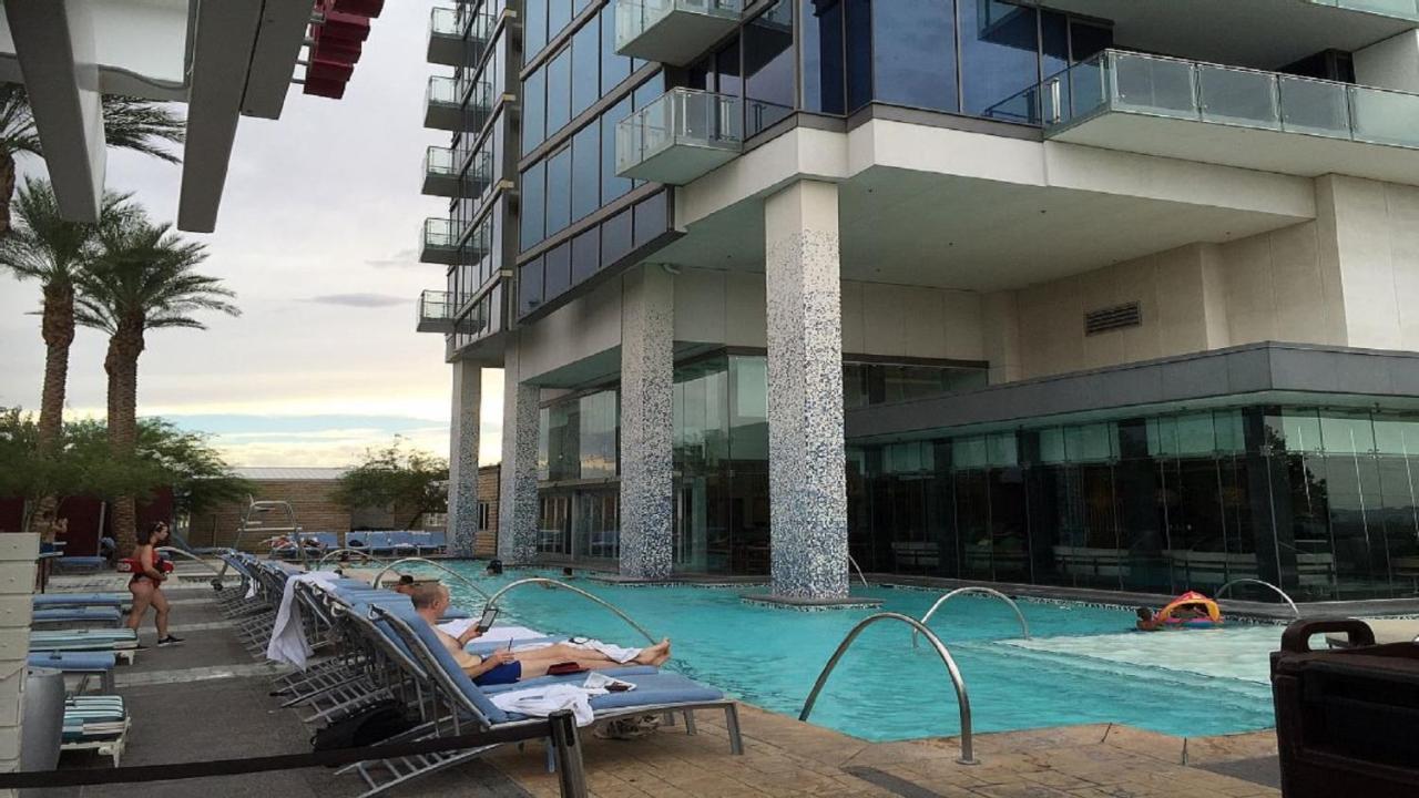 Fantastic Palms Place With Strip Views 23rd Floor Apartahotel *