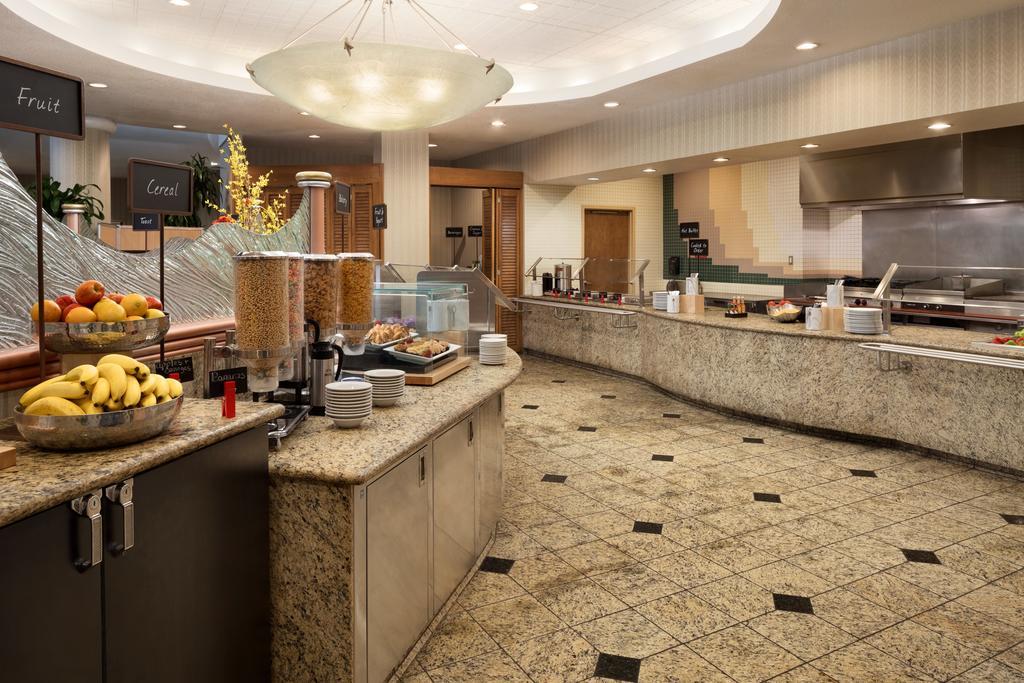 Embassy Vegas Convention Center Paradise Road 4*