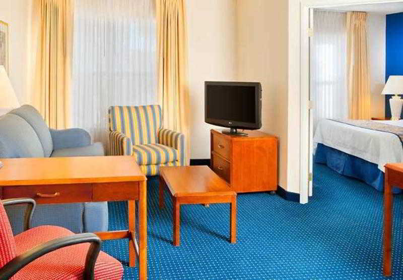 Hotel By Marriott Vegas Henderson/green Valley 3*