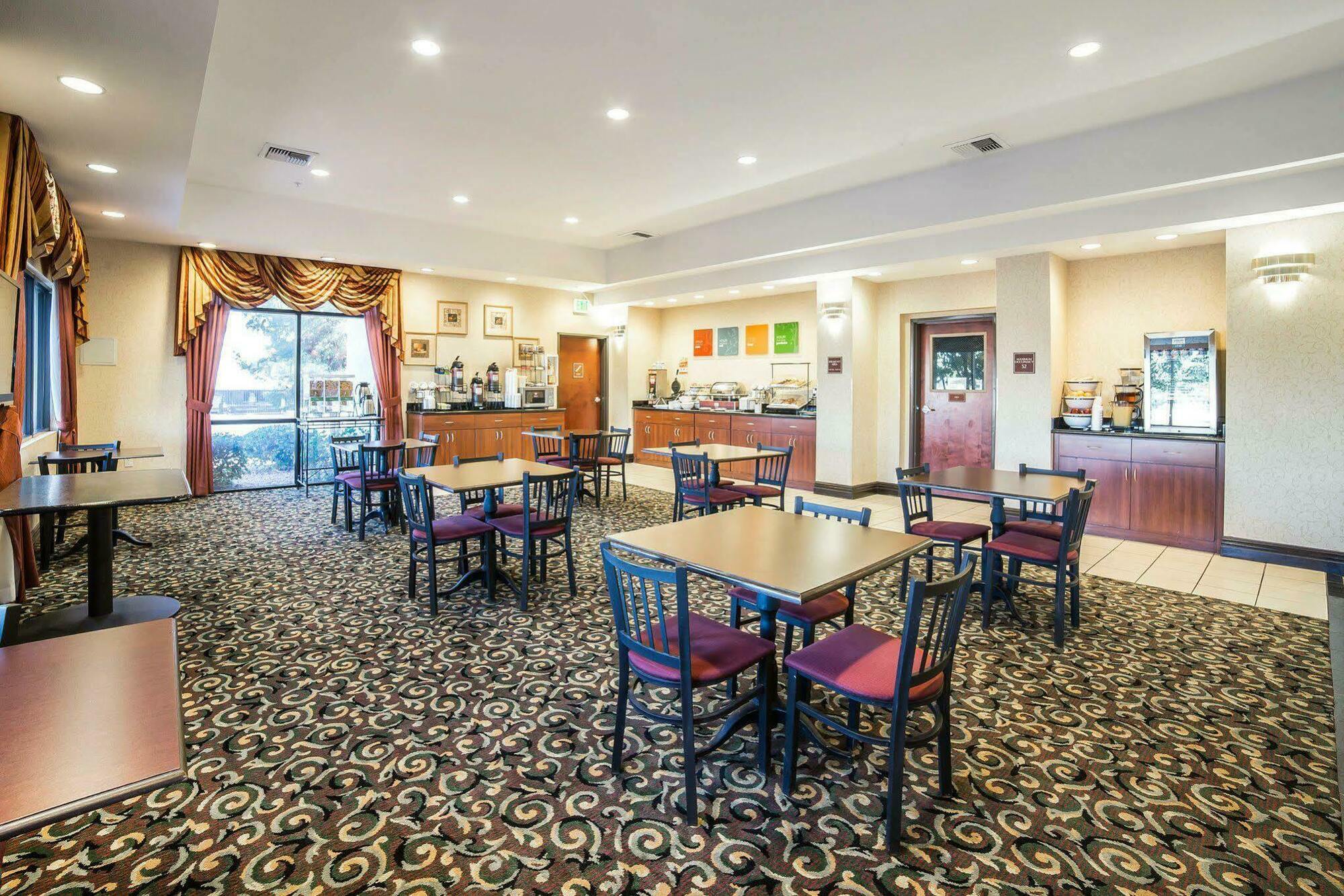 Comfort & Vegas - Nellis Las Vegas