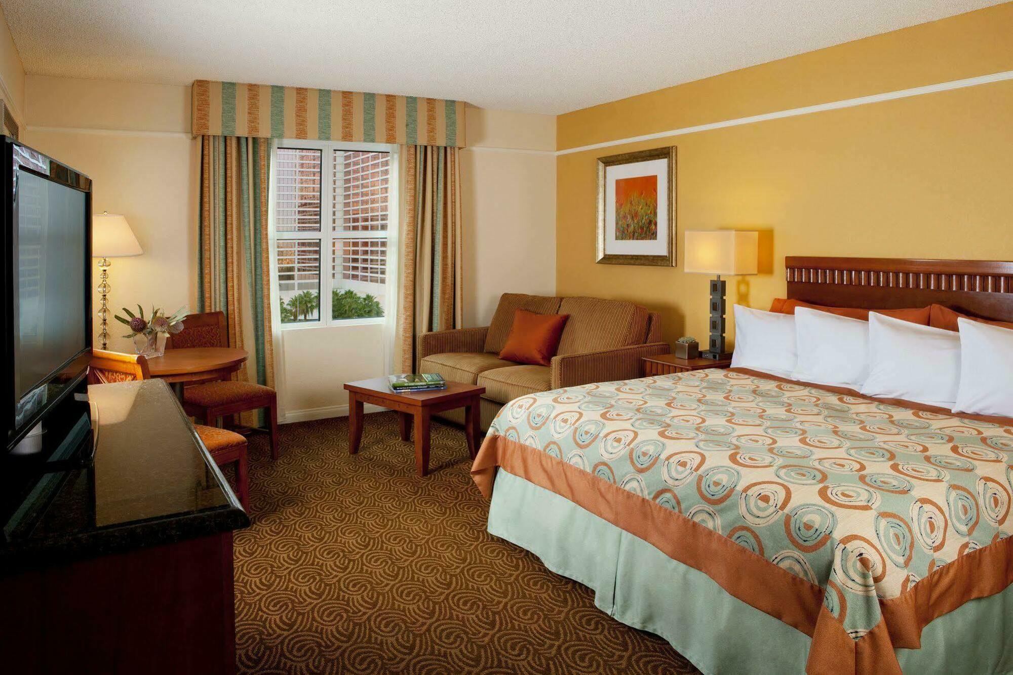 Hilton Grand Vacations Club Flamingo Vegas 3*