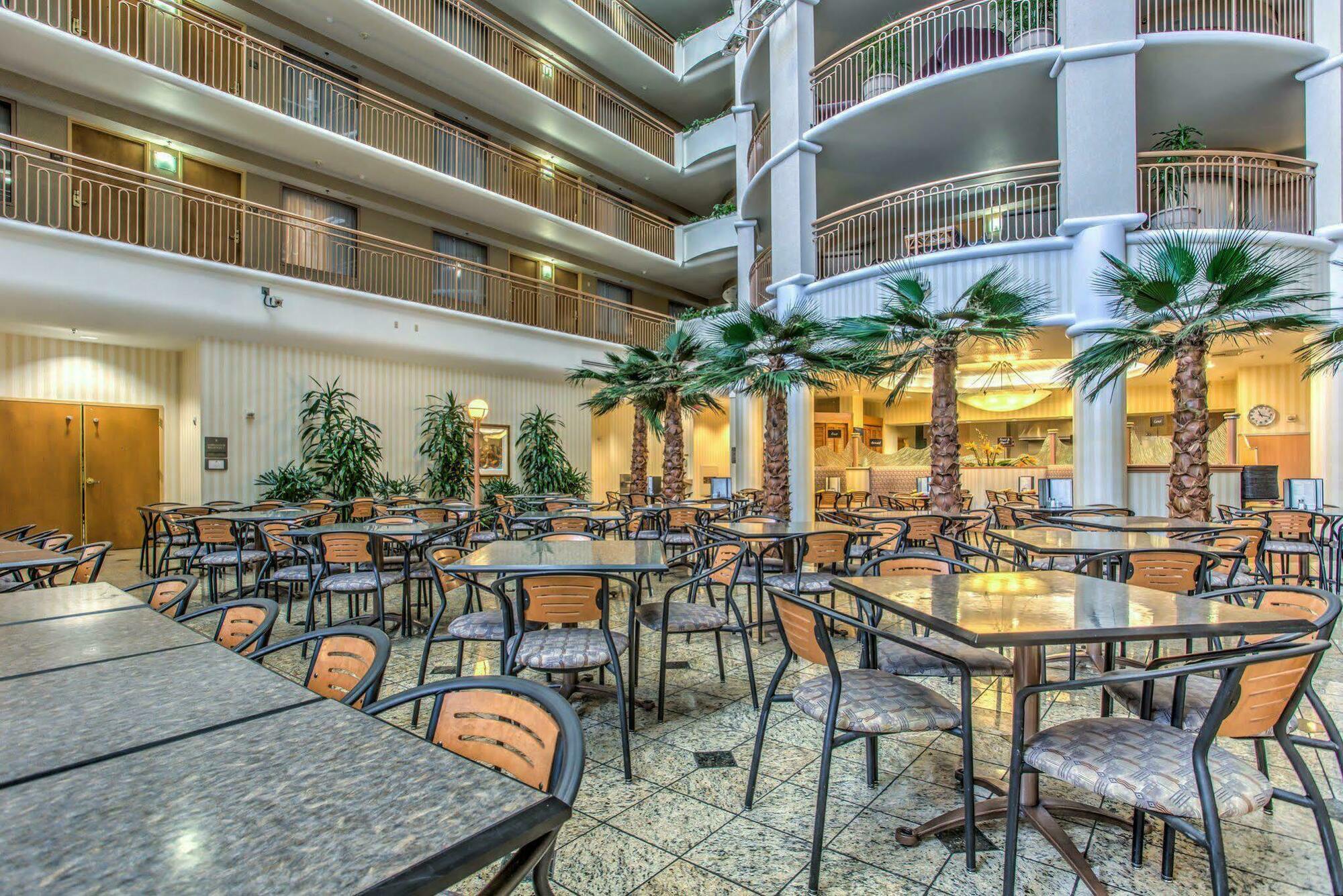 Hotel Embassy Vegas Convention Center Paradise Road 4*