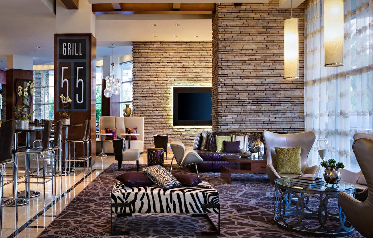 Renaissance Vegas Hotel