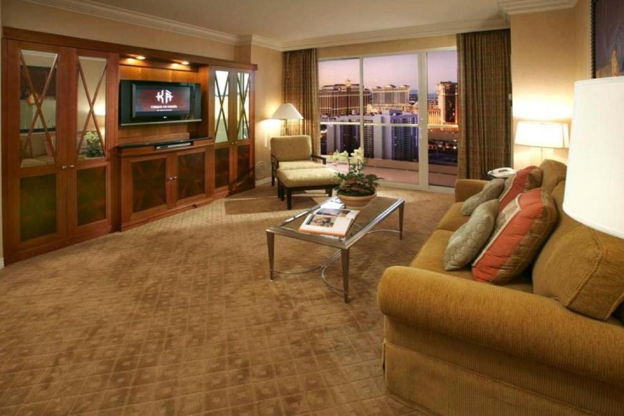The Signature At Mgm Grand By Suiteness