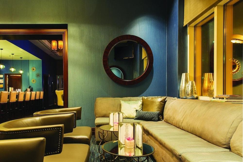 The Signature At Mgm Grand By Suiteness Hotel
