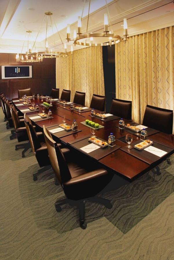The Signature At Mgm Grand By Suiteness