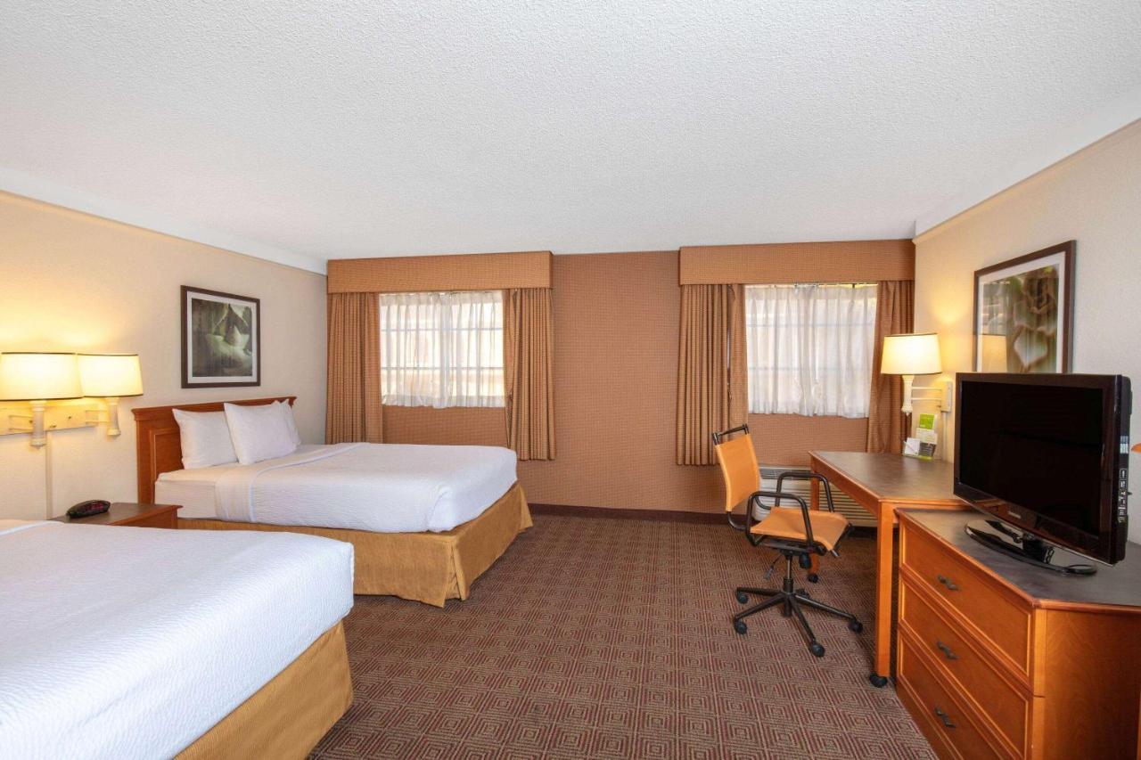 La Quinta By Wyndham Vegas Airport N Conv. Hotel 3*