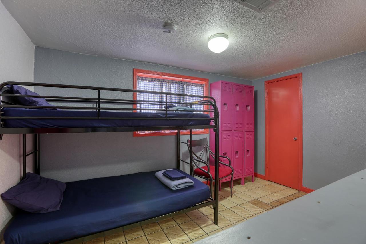 Hostal Sin
