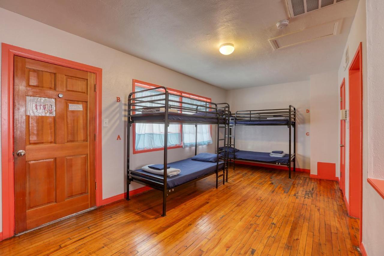 Hostal Sin