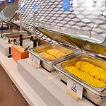 Holiday Inn Express&Suites - Las Vegas - E Tropicana, an IHG hotel
