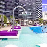 Lvstriphouse Jc408 - Modern 2Bd-2Ba Condo Sleeps 8