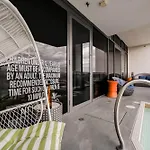 Romance Phenthouse At Palms Place