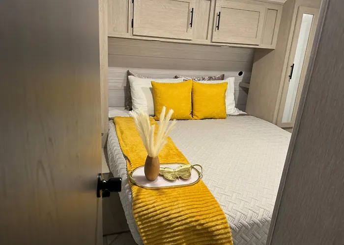 Cozy Stationary Rv Getaway