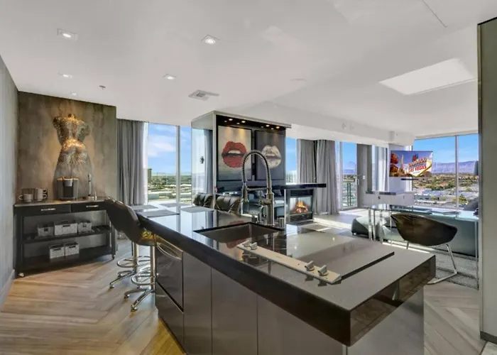 Palms Place The Adele Palazzo Suite