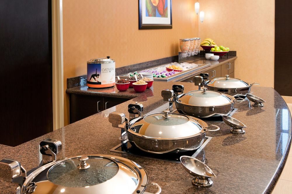 Hotel By Marriott Vegas Hughes Center Las Vegas
