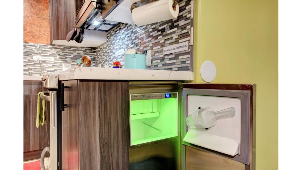 Lvstriphouse Jc408 - Modern 2bd-2ba Sleeps 8 * Las Vegas