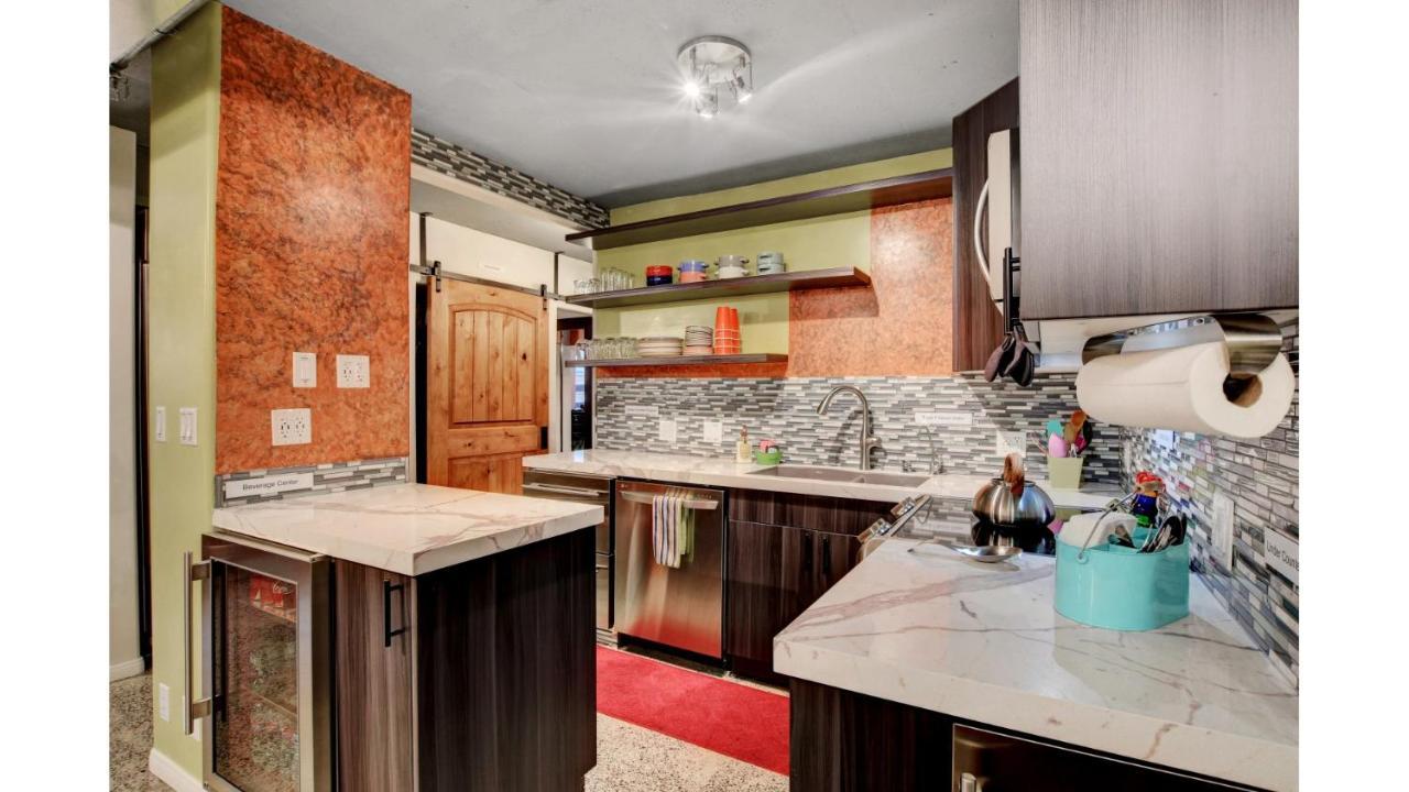 Lvstriphouse Jc408 - Modern 2bd-2ba Sleeps 8