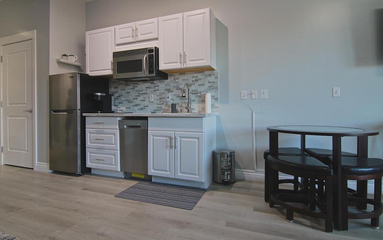 Newly Renovated Modern Las Vegas