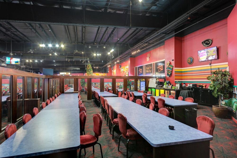 Hotel Lucky Club Casino Y 2*