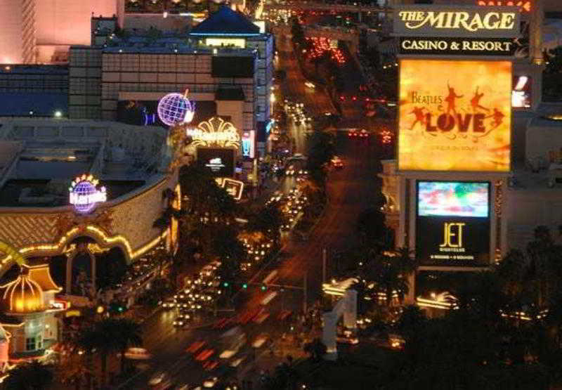 Hotel By Marriott Vegas Hughes Center