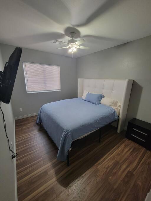 Сasa de vacaciones 5 Bed- Strip 8mil, Dwntown 4.5mi *
