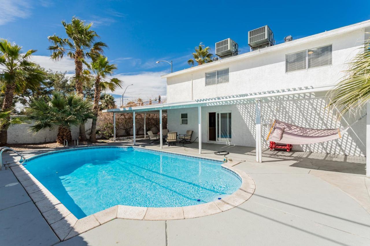 The Vegas Escape - Near The Airport/strip With Pool Сasa de vacaciones