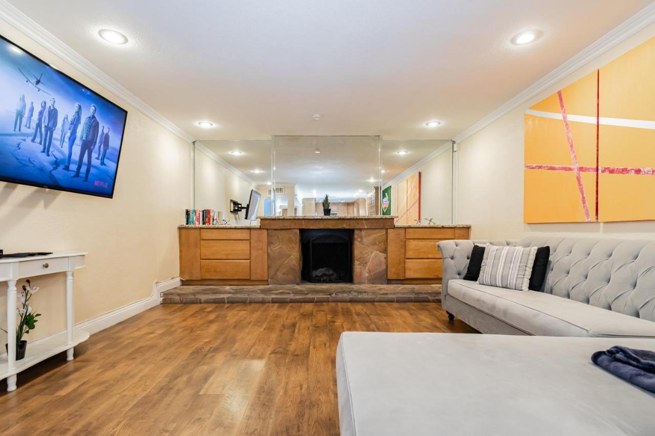 The Vegas Escape - Near The Airport/strip With Pool *