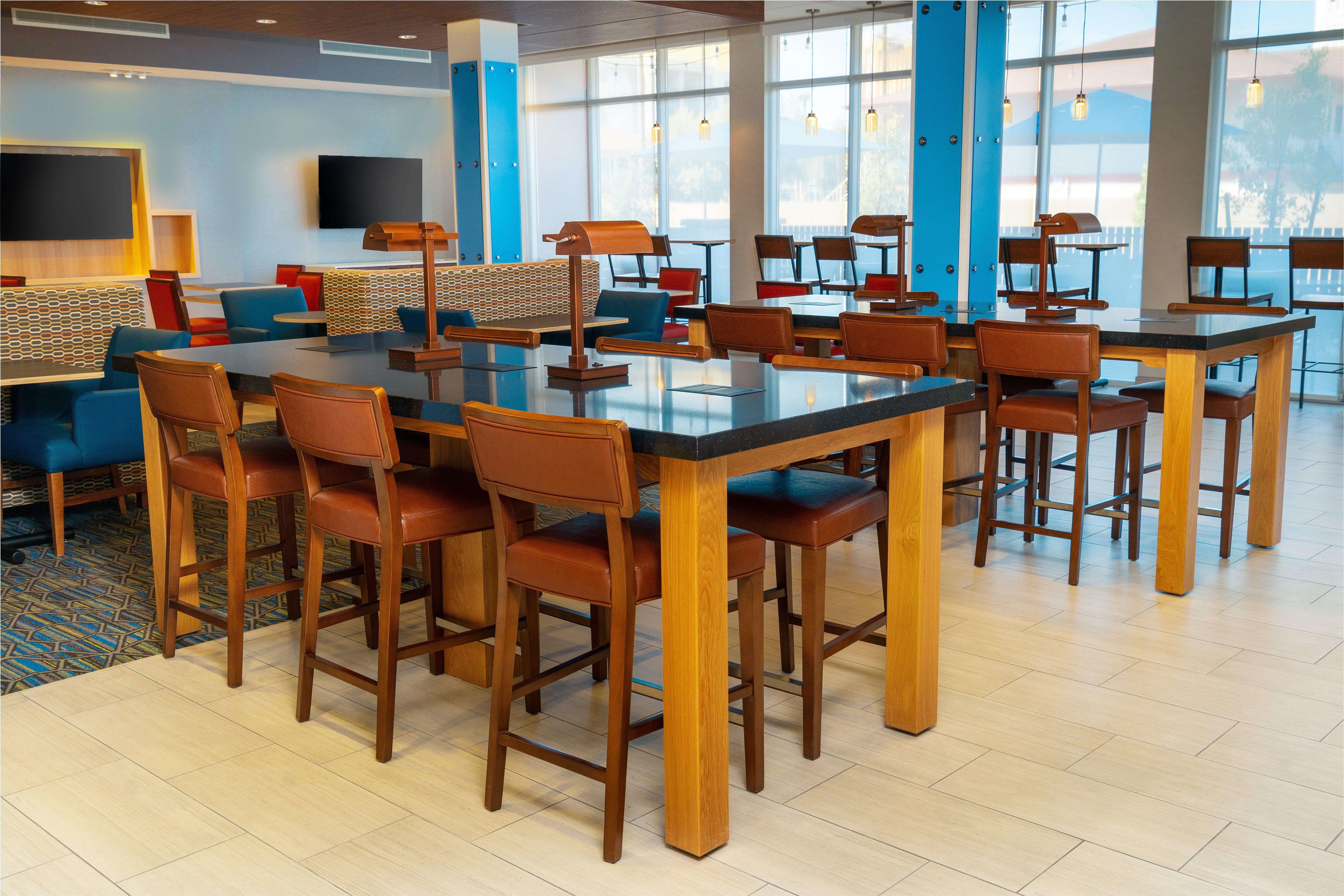 Express & - Vegas - E Tropicana By Ihg Hotel Las Vegas