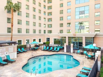 By Marriott Vegas Hughes Center 3*